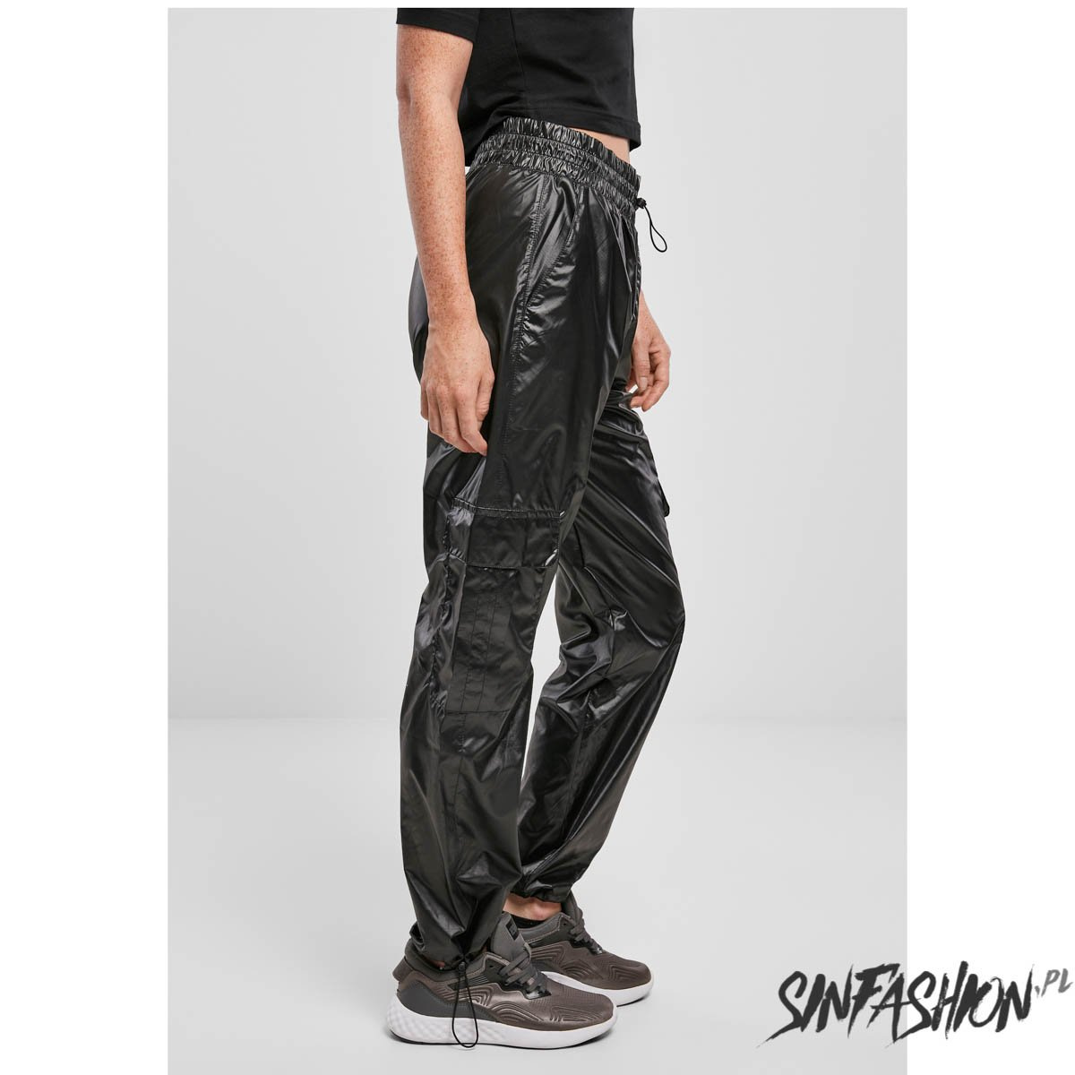 Spodnie Urban Classics Shiny Cargo