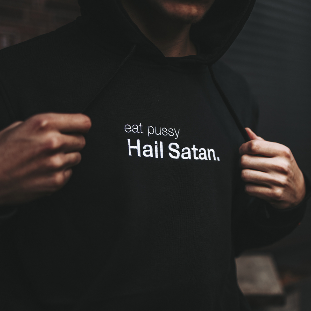 Bluza Holy Blvk Eat Pussy Hail Satan