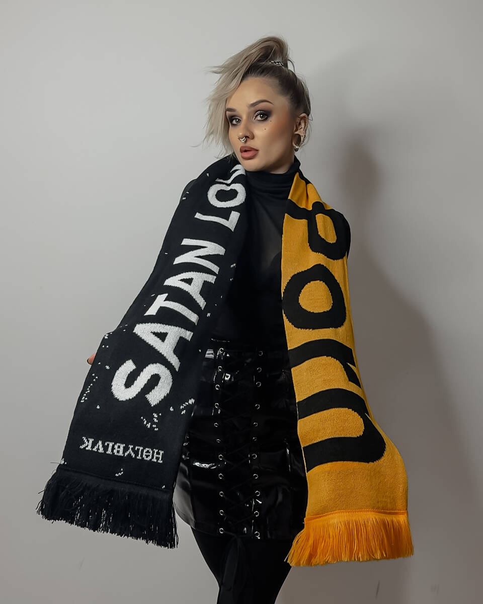 Szalik Holy Blvk XXL Satan Loves Porn