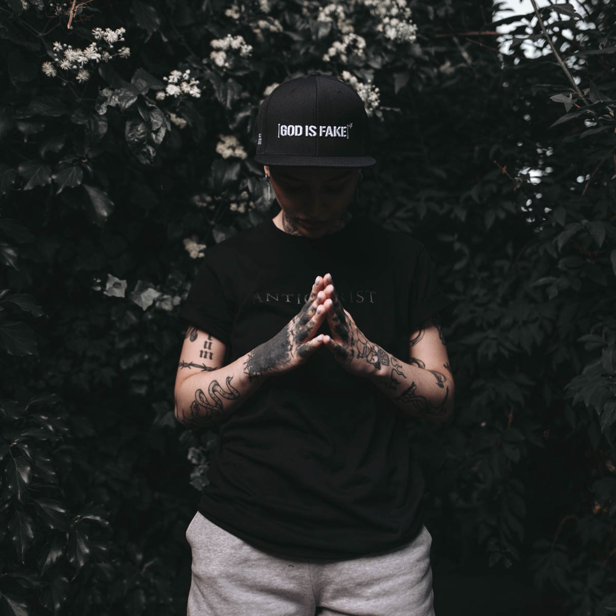 Czapka Holy Blvk God Is Fake  Snapback
