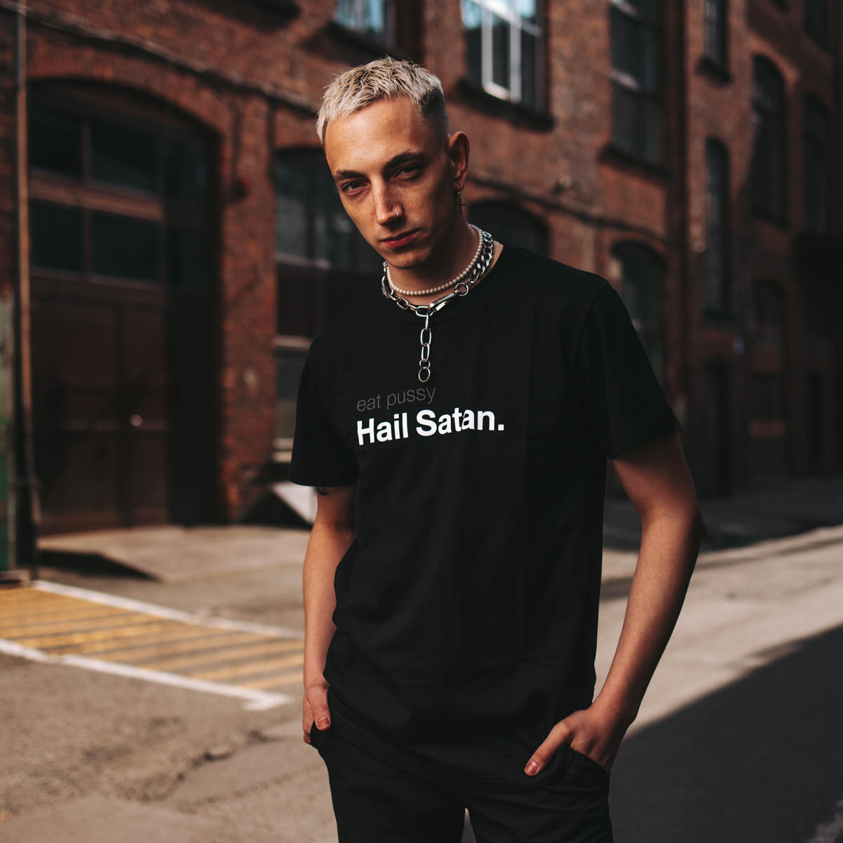 Koszulka Holy Blvk Eat Pussy Hail Satan