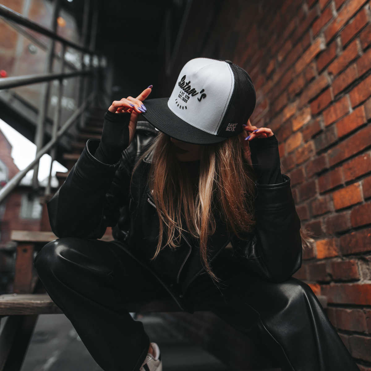 Czapka z Daszkiem Holy Blvk Satans Gym  Trucker