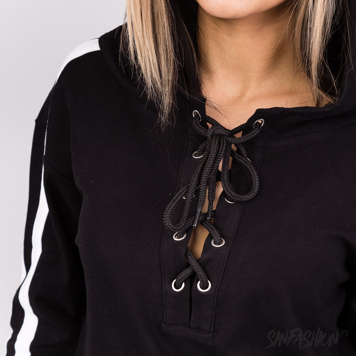 Bluza Urban Classics Short Lace Up