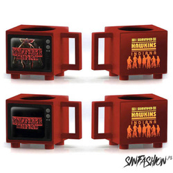 Kubek Stranger Things Retro TV changing mug 500ml