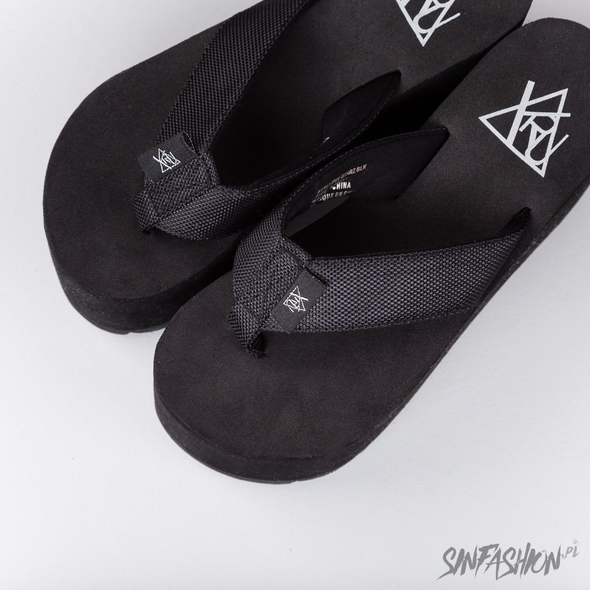 Buty Yru Pixi Blk