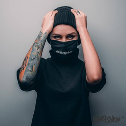 Maseczka Holy Blvk Antichrist